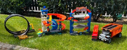 Hot wheels city monster trucks - hot,