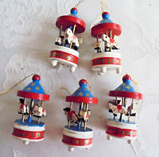 Mini Karusell mit Pferdchen 5,5cm x 2,5 cm