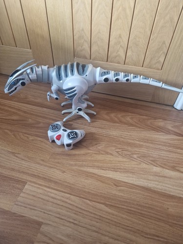 Wowwee radio control raptor - raptor, in