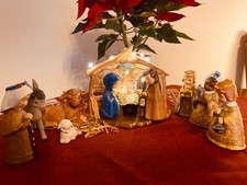 TOP Alte Goebel  Hummel Krippe mit J. Robson Figuren und Stall - Weihnachten