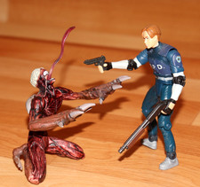 Resident Evil 2 Leon Kennedy / Licker Actionfigur Figur ToyBiz Toy Biz