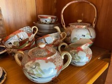 Altes Teeservice  Geishas im Garten