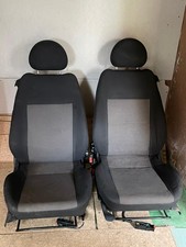 Fahrer und Beifahrersitz Stoff