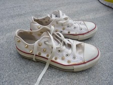 Converse Chucks  weiß mit goldenen Nieten Gr. 36,5