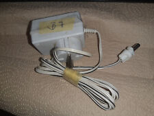 - Netzteil  -Steckernetzteil  5,3 V =  ,  140 mA  -  Klinkenstecker