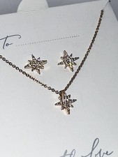 rosefarbe Kette m Anhänger