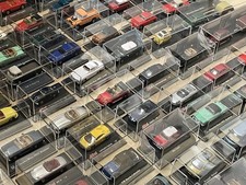 6x Zufällige 1/72 - 1/87 Vitrinen Modellautos Schuco,TCM , Hongwell Unbespielt