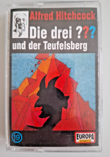 Die drei und - ???,