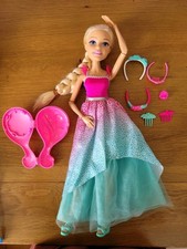 Barbie Endless Hair Kingdom 17 Zoll 43 cm große Gelenkpuppe. sammlerstück