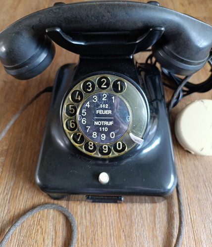 Schwarzes wählscheibentelefon - schwarzes,