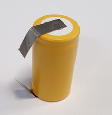 Akku  mit U-Lötfahne