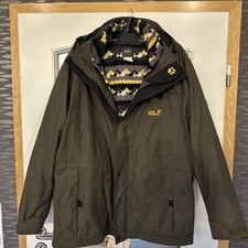 Jack Wolfskin 3-in-1 Jacke Herren, Gr. XL, Khacki Außenjacke, gemustert Innen