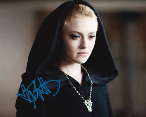 Dakota fanning signed - dakota,