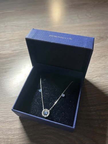 Swarovski ohrringe und kette - ohrringe,