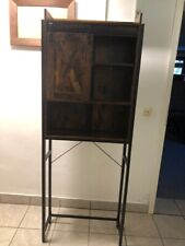 Gewürzschrank mit Schiebetür