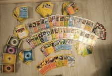 Pokemon Karten Sammlung / 695 Karten mit 30 Glitzer Karten