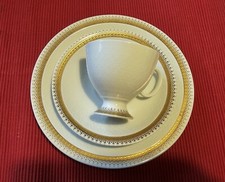 Kaiser AK weiß Goldrand Geschirr Kaffeeservice 12 Personen Kanne Zucker Kännchen