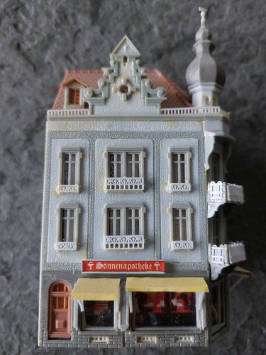 Modelleisenbahn spur pola - spur, n: