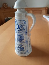 kleiner Porzellan-Krug /