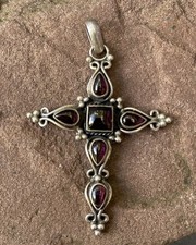 Großer 925 Silber Kreuz Anhänger mit Granat (S 7115)