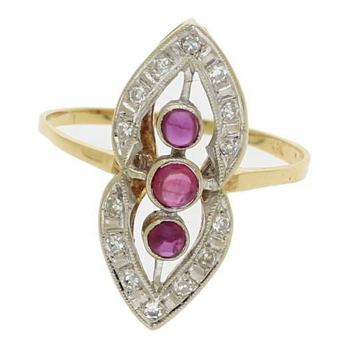 Ring mit diamanten - u., rubin
