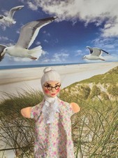 Handpuppe Frau von  Kersa