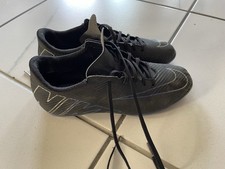 Fußballschuhe Nike schwarz/ blau Größe 39 für Rasen/ Kunstrasen 