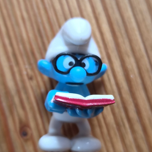 Schlaubi schlumpf mit brille - schlumpf,