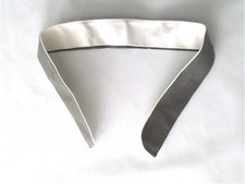 Deutsche Armee DDR NVA Kragenbinde ca. 61cm für Uniform- zum einknöpfen in Jacke