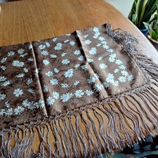  Neues Seidentuch Trachtentuch Dirndltuch Damen Trachten Seidentuch np  79,90   