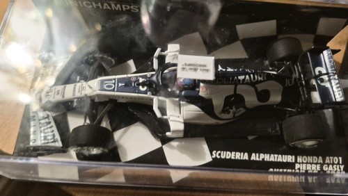 Minichamps alpha tauri f1 - 1:43,