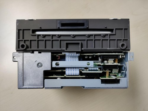 Mercedes benz r230 radio - mercedes-benz,