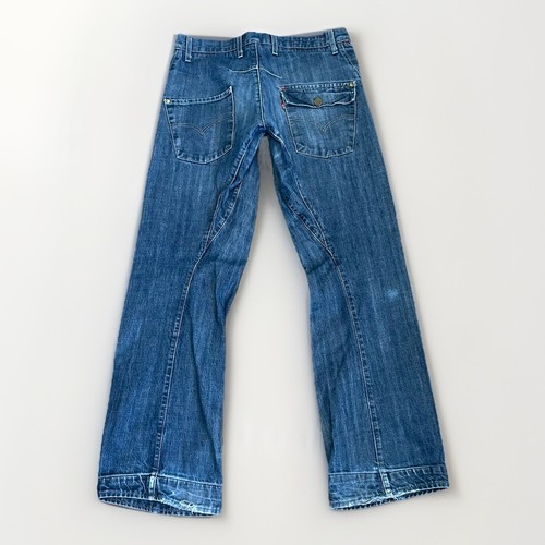 Levi engineered twist - engineered,