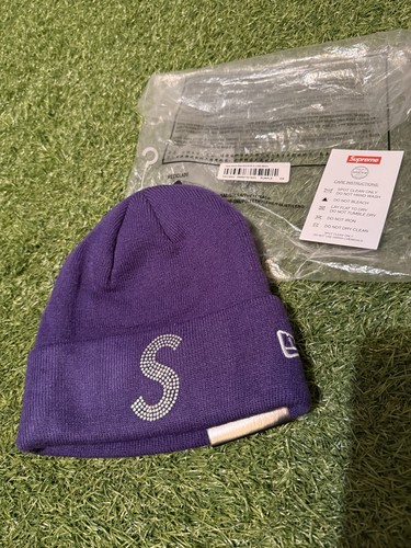 Neu supreme swarovski - neu✅,
