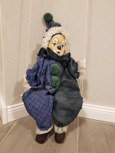Clown auf schaukel - clown,