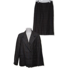 Delmod, Business Kostüm