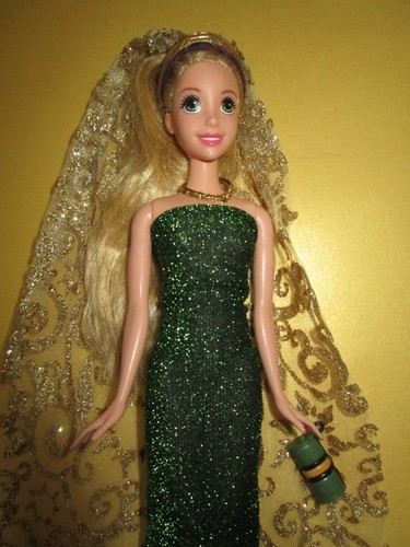 B601 blondes disney princess - b601)blondes,