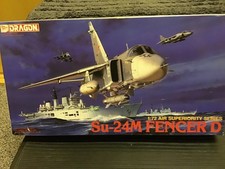 Sukhoi SU-24M Fencer von Dragon 1:72gebraucht gut erhalten