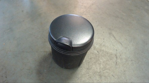 Aschenbecher peugeot 8230w2 - aschenbecher, w