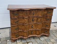 Kommode Barock 1750-60  Main - Frankfurt Region Nußbaumholz . Orig  Beschläge