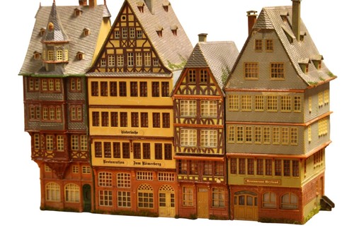Stadthäuser altstadt - h0,
