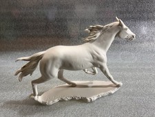 Goebel Figuren Pferd - Porzellanpferd S.Bochmann 32308-19 aus 1977, top      235