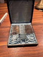 Set mit 8 Kuchengabeln