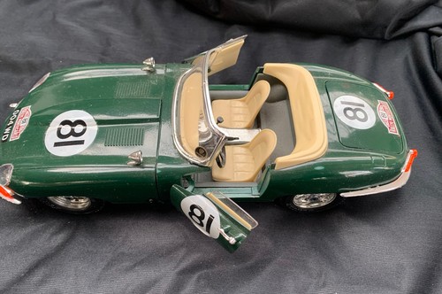 Bburago modellauto jaguar - bburago, 1:18