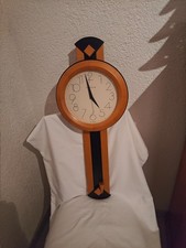 Wanduhr mit Pendel von Hermle