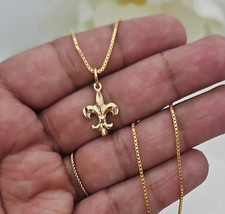 Gold Fleur-de-lis Halskette