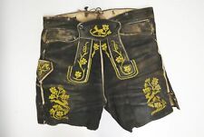 Second-Hand kurze Lederhose Hirschleder gelbe Stickerei H.M. Monogramm Gr.58