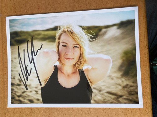 Nina gummich autogramm - nina,