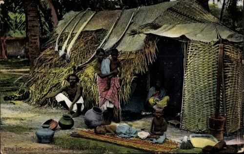 Hindufamilie hütte aus - ak,