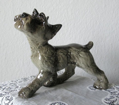 Alte figur hund schnauzer - hund,